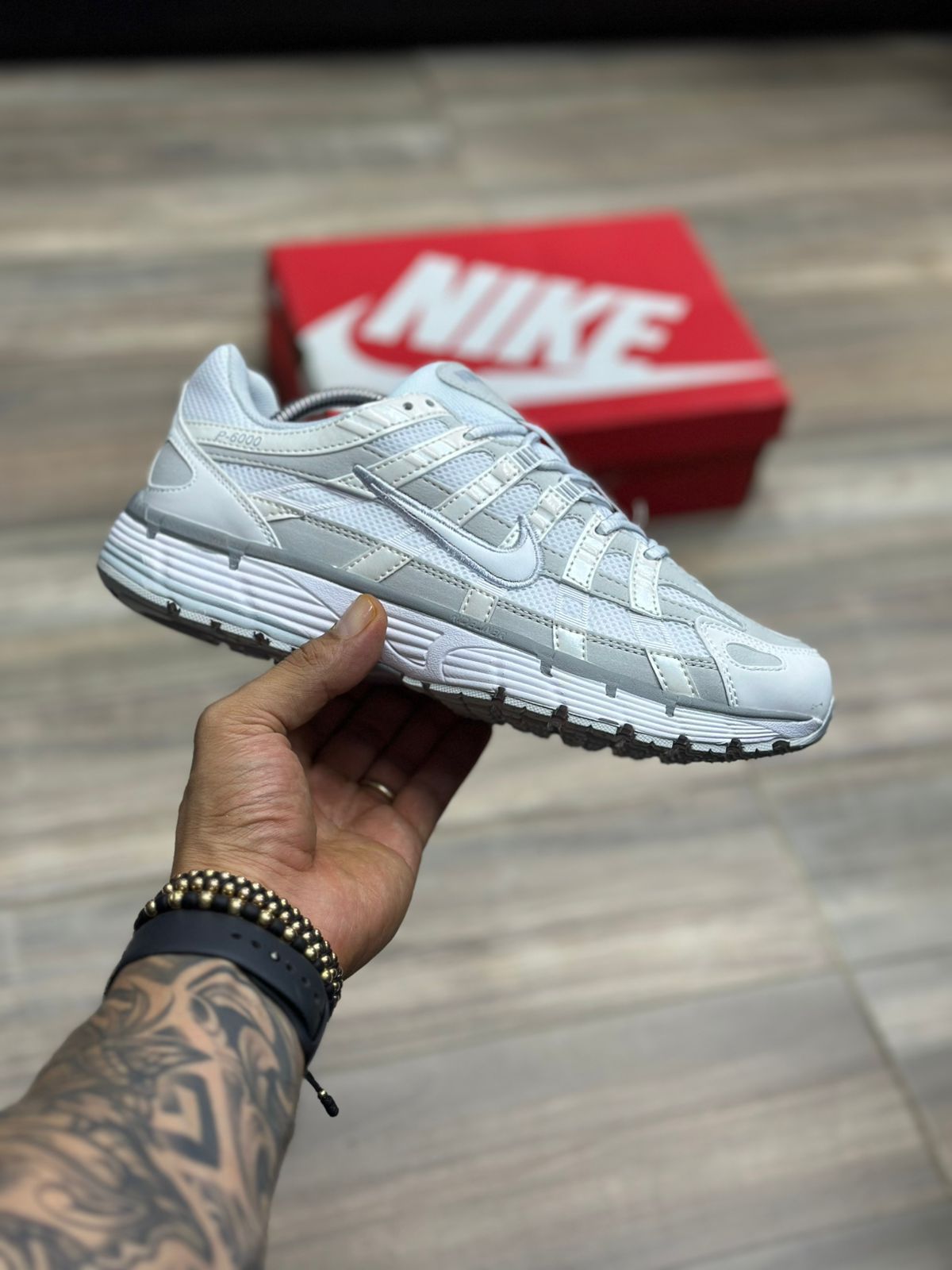 NIKE P-6000