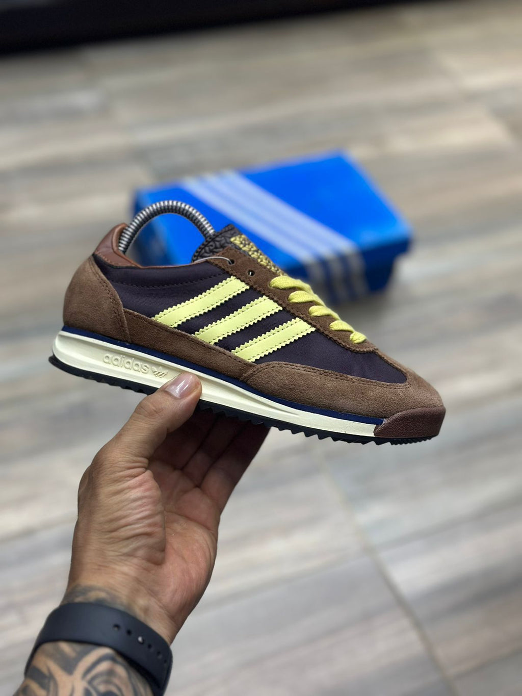 ADIDAS SL 72