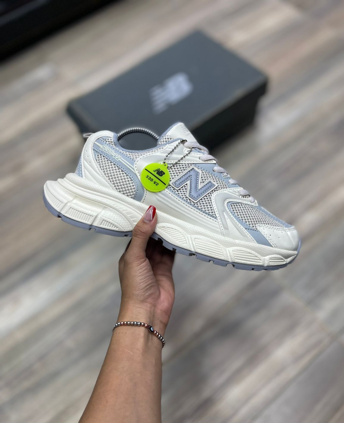 NEW BALANCE 530 V2