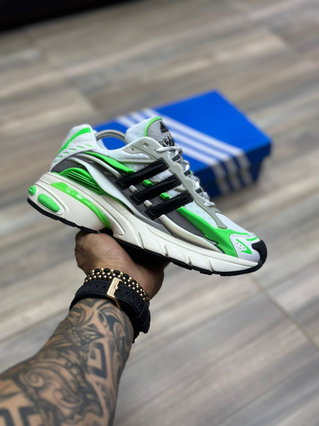 ADIDAS JELLYFISH