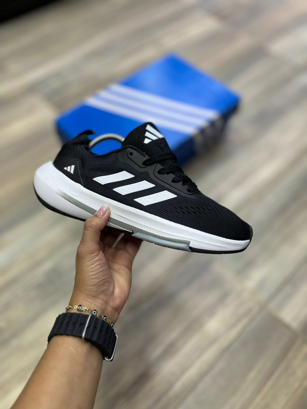 ADIDAS ULTRABOUNCE
