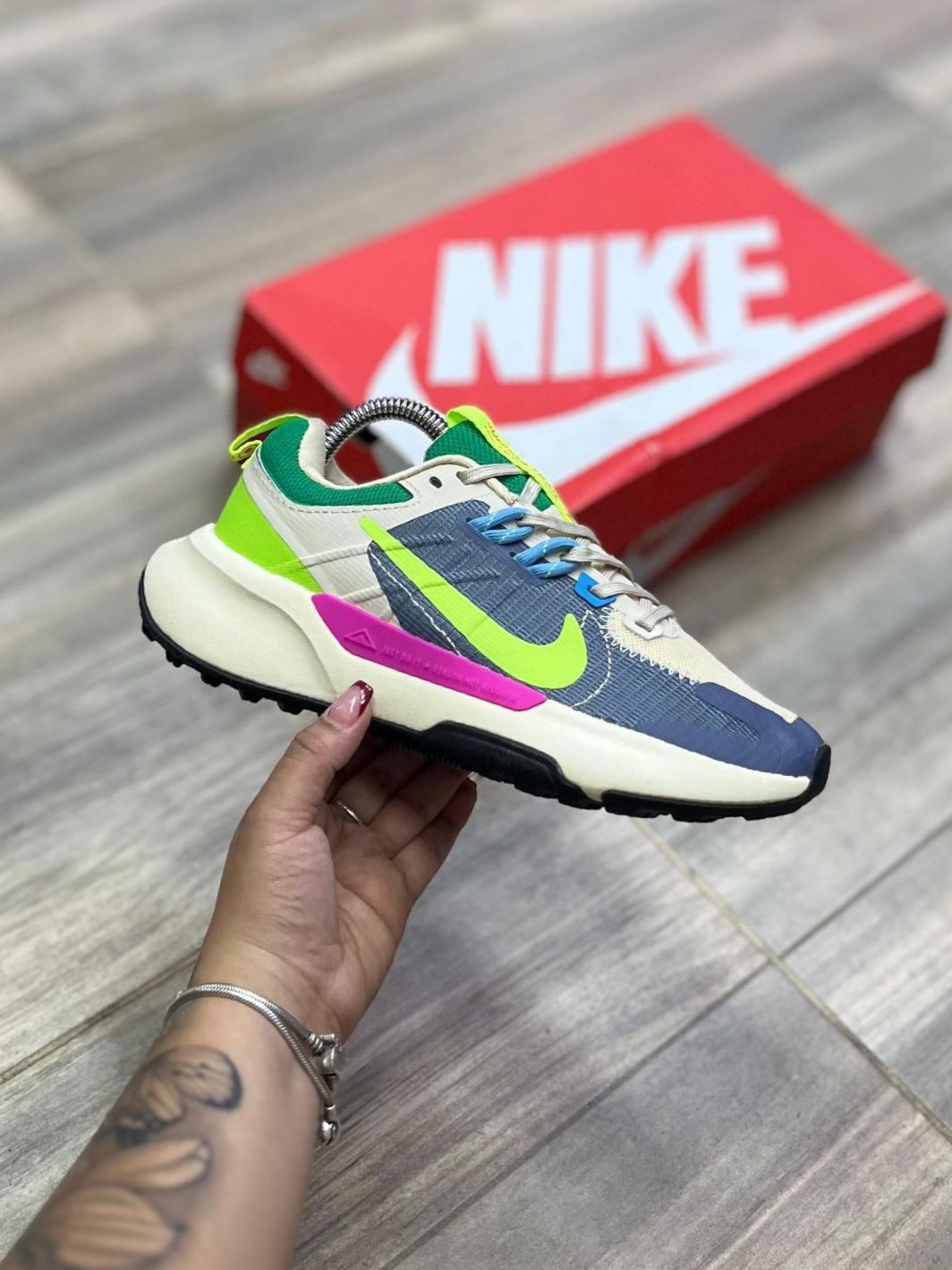 NIKE JUNIPER 2. DAMA